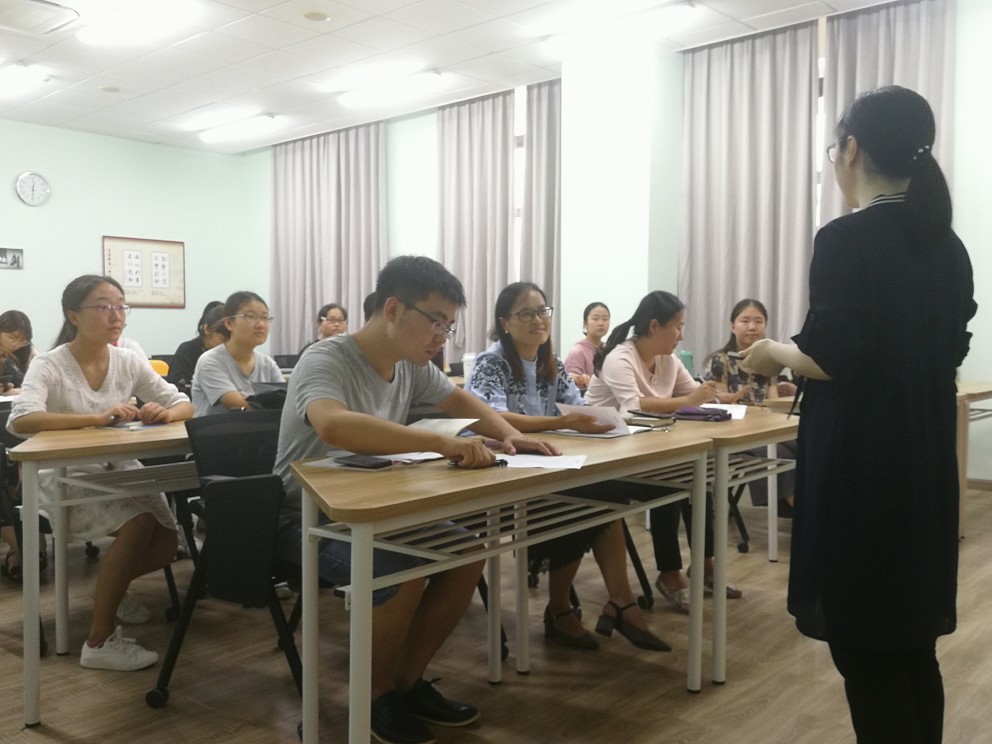 学优秀党员事迹,为进博立足岗位――金沙集团wwW3354CC学生党支部主题党日活动