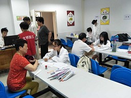 以党心聚众心,以众心赢民心--记金沙集团wwW3354CC学生党支部毕业季志愿活动